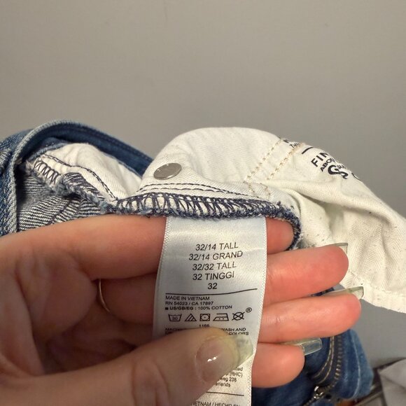 GAP High Rise Barrel Jeans SZ 32T - Picture 6 of 6